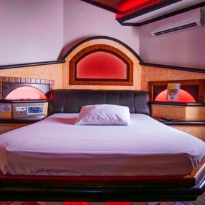 Suíte Super Luxo 05 – Conforto e Discrição no Eros Motel