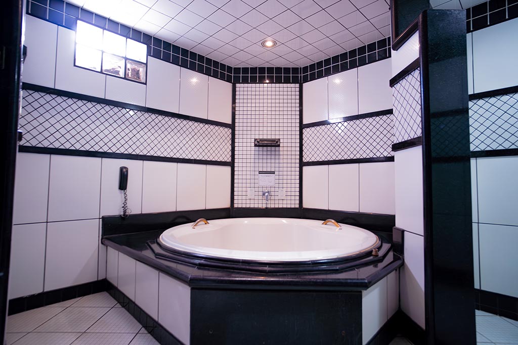 suite-super-luxo-eros-motel-05-05