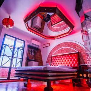 Suíte Super Luxo 23 – Conforto e Discrição no Eros Motel